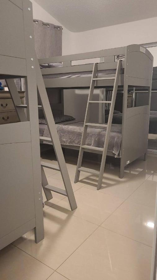 Aquaville Dorado Moderna Villa 3 Zewnętrze zdjęcie